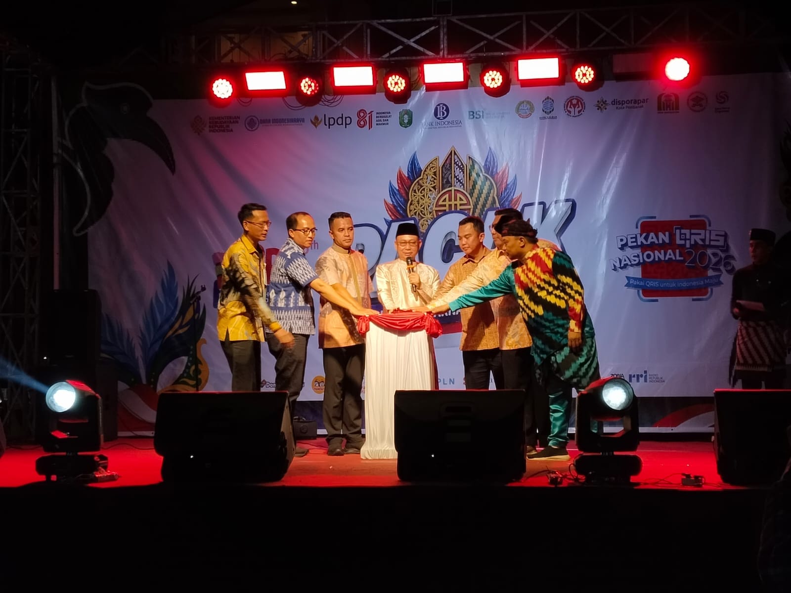 Perkuat Dukungan terhadap Event Daerah, Kapolresta Pontianak Hadiri Pontianak Carnaval Khatulistiwa 2026