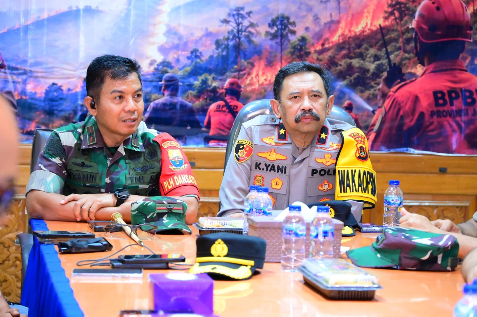 Wakapolda Jambi bersama Satgas Karhutla Cek Hotspot Karhutla, Evaluasi Penanganan dan Perkuat Sinergi di Lapangan