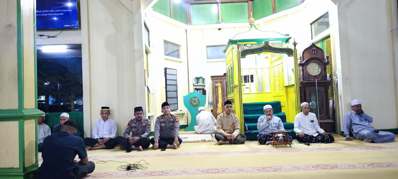 Polsek Pontianak Timur Laksanakan Pengamanan Peringatan Maulid Nabi Muhammad S.A.W.