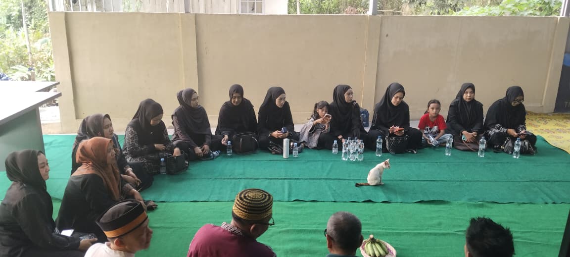 Penuh Khidmat, Kapolsek Pontianak Timur dan Anggota Gelar Peringatan Maulid Nabi