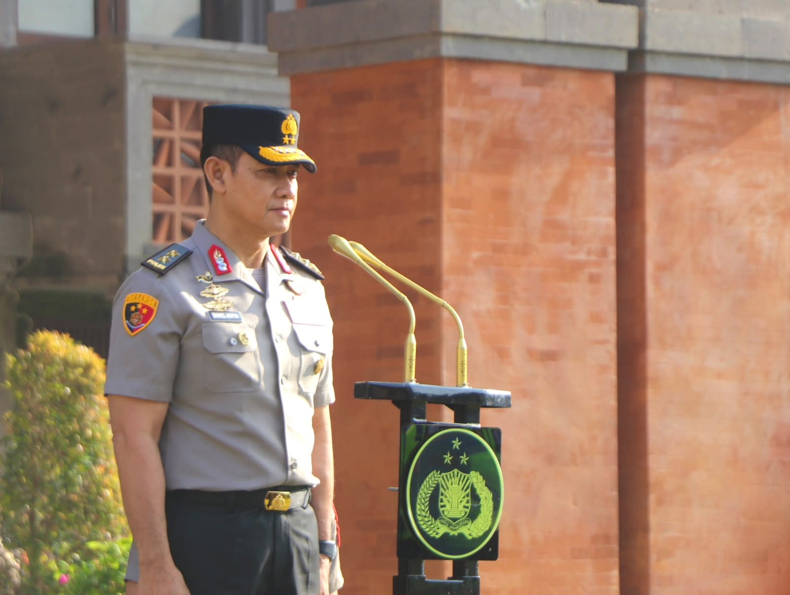 Apel Pagi Terakhir, Irjen. Pol. Daniel Adityajaya Sampaikan Pesan Pengabdian kepada Personel Polda Bali