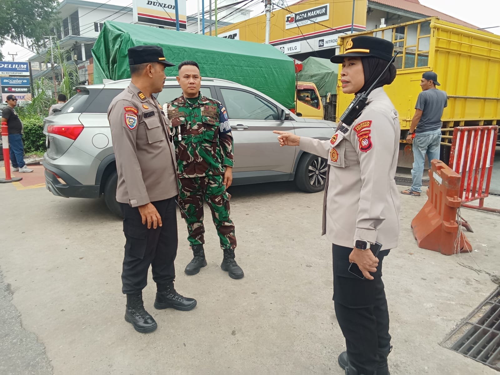 Kapolsek Pontianak Selatan Turun Langsung Pantau Pendistribusian BBM di Sejumlah SPBU