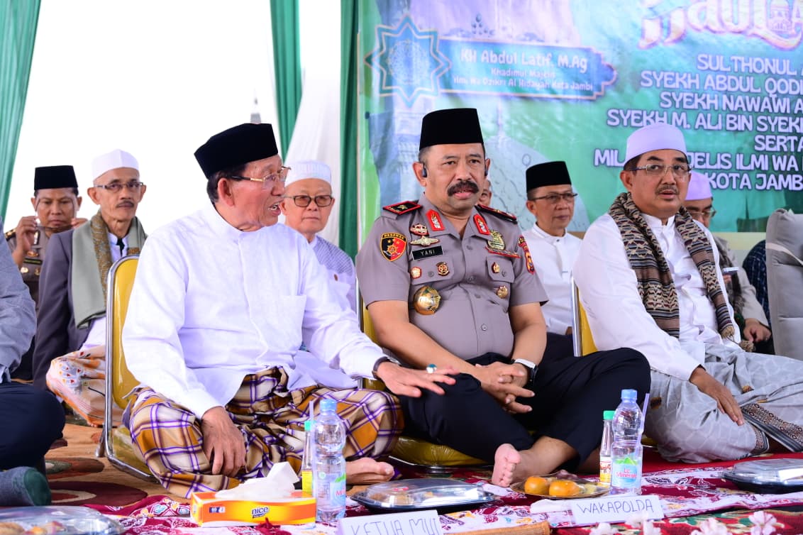 Wakapolda Jambi Hadiri Haul Akbar Syekh Abdul Qodir Al Jailani dan Harlah Majelis Al-Hidayah ke-7