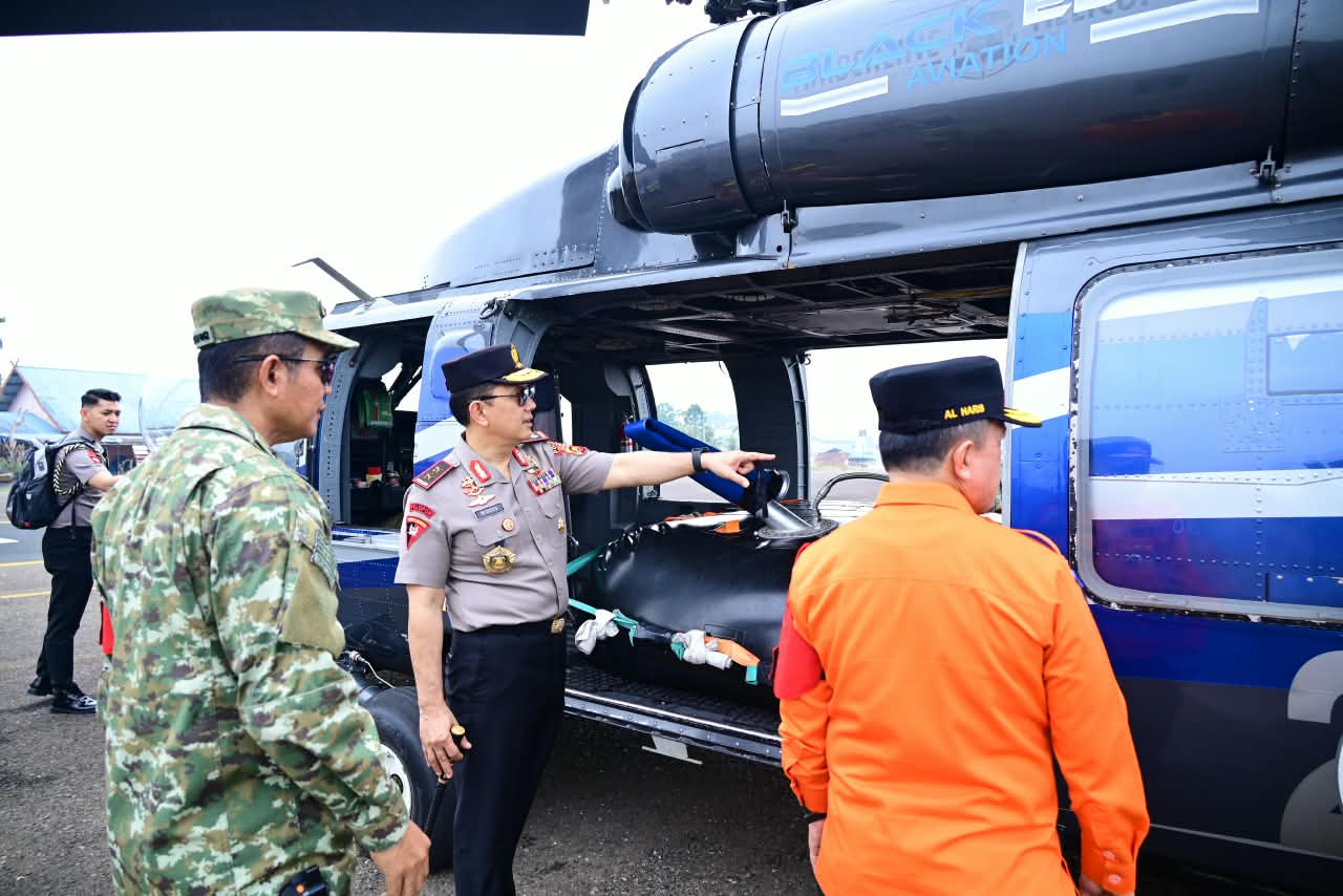 Perkuat Penanganan Karhutla, Kapolda Jambi dan Gubernur Lepas 90 Personel ke Taman Nasional Berbak