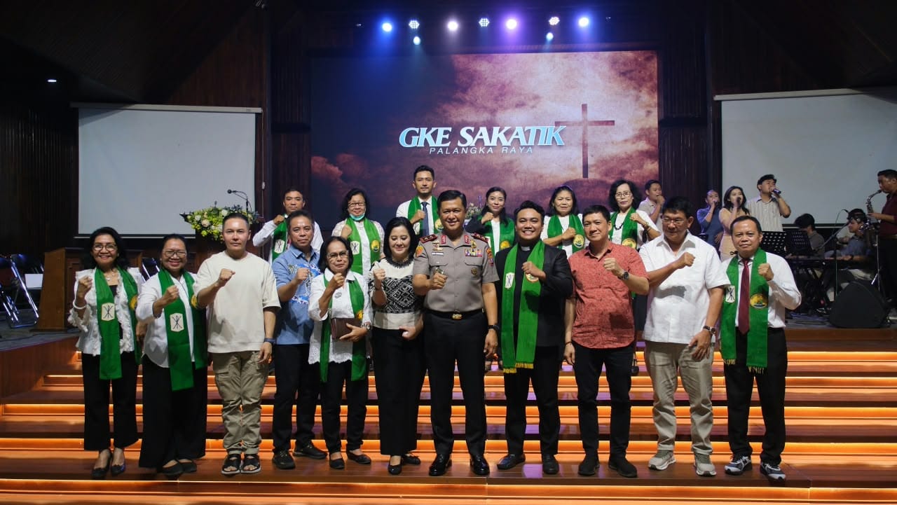 Minggu Kasih Kapolda Kalteng Bersama Jamaat Gereja, Perkuat Kedekatan Polri dengan Masyarakat