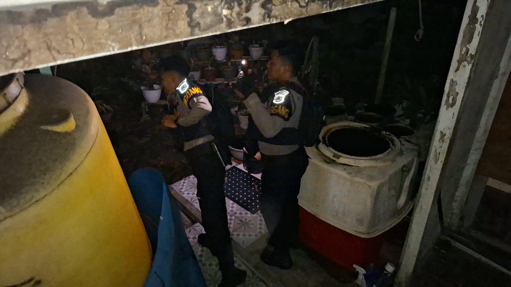 Polisi Bersama Masyarakat, Respons Cepat Laporan 110 Dugaan Pembobolan Rumah di Pontianak
