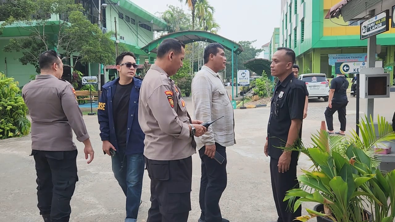 Cipta Kondisi Dan Patroli Dialogis Polsek Pontianak Utara Sasar Lokasi Parkir Dan Sekitar Tempat Pendidikan