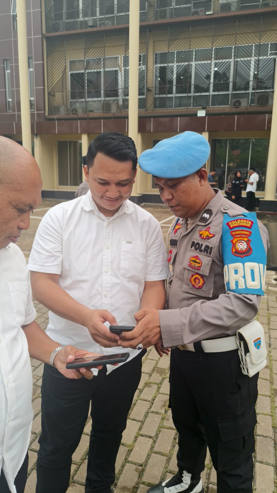 Komitmen berantas Judi Online, Sie Propam Polresta Pontianak cek HP Personil