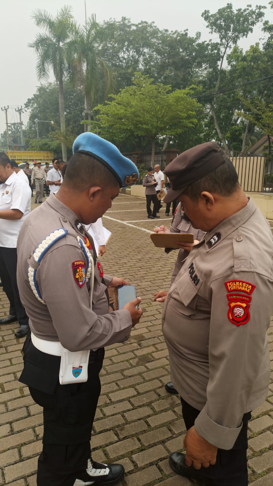 Komitmen berantas Judi Online, Sie Propam Polresta Pontianak cek HP Personil