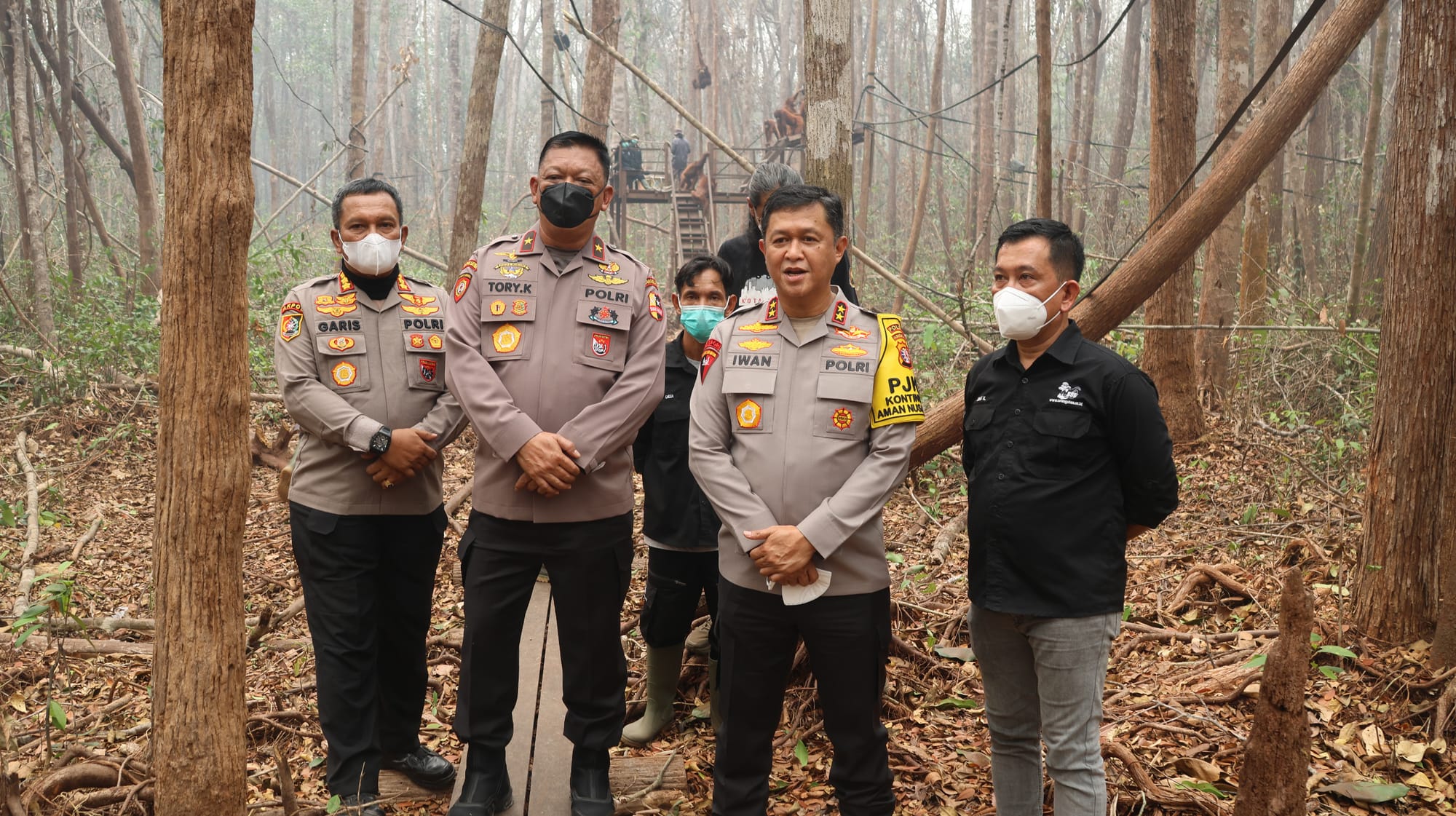 Kapolda Kalteng dan Dirpolsatwa Korsabhara Baharkam Polri Tinjau Orang Utan di Nyaru Menteng