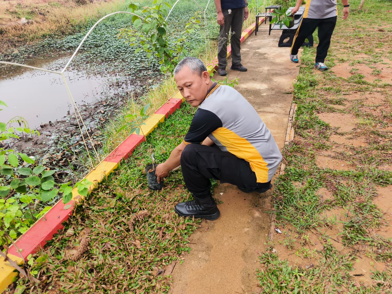 Green Policing, Polsek Pontianak Timur Tanam Pohon dukung ketahanan Pangan