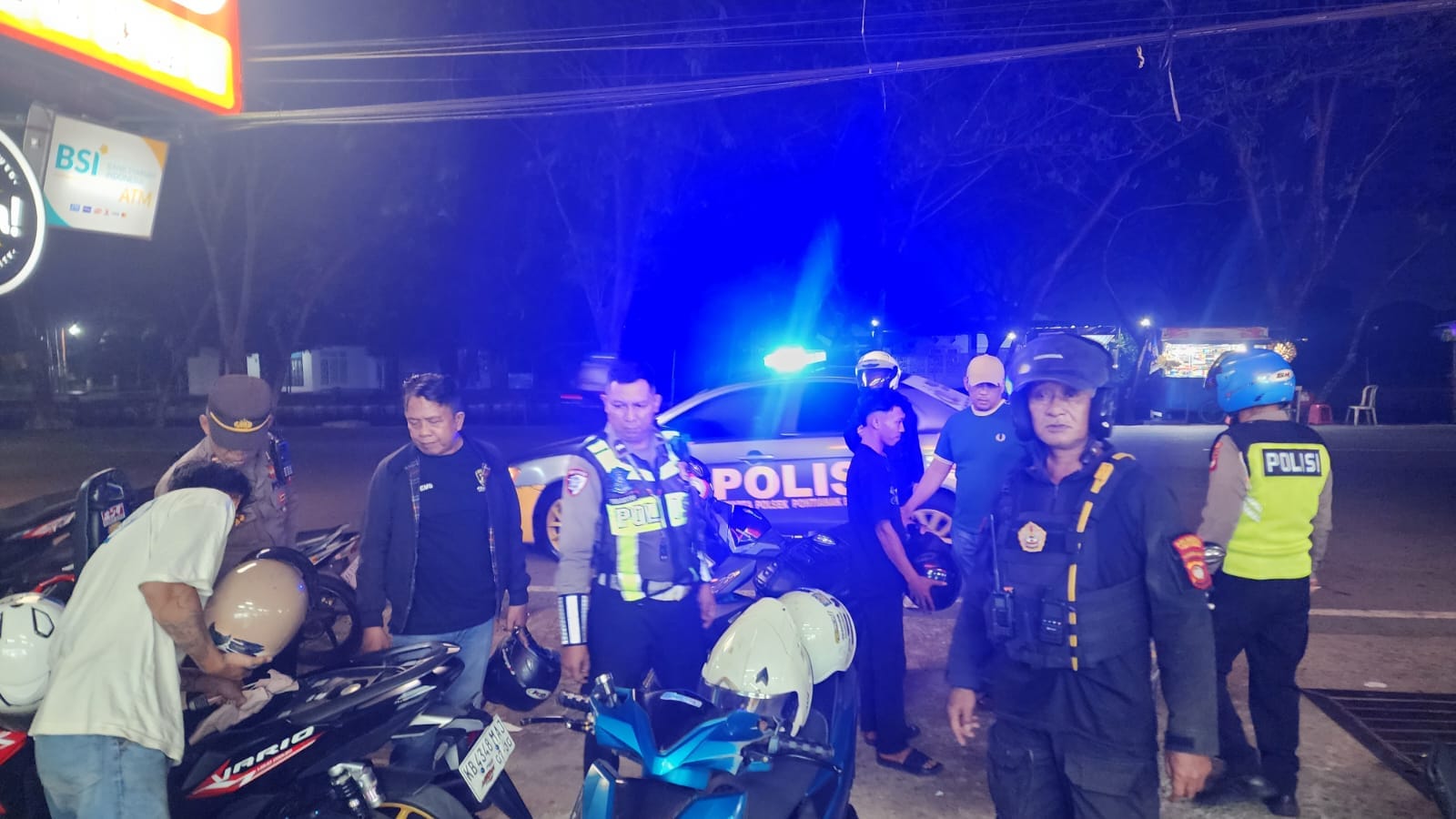 Polsek Pontianak Barat Gelar Patroli Malam Minggu Aman, Antisipasi Kenakalan Remaja, Tawuran dan Balap Liar