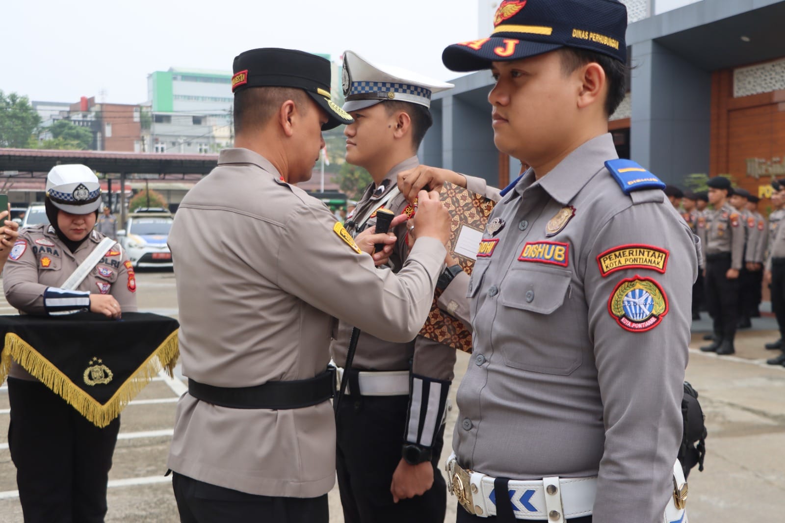 Kapolresta Pontianak Pimpin Apel Gelar Pasukan Ops Patuh Kapuas 2026