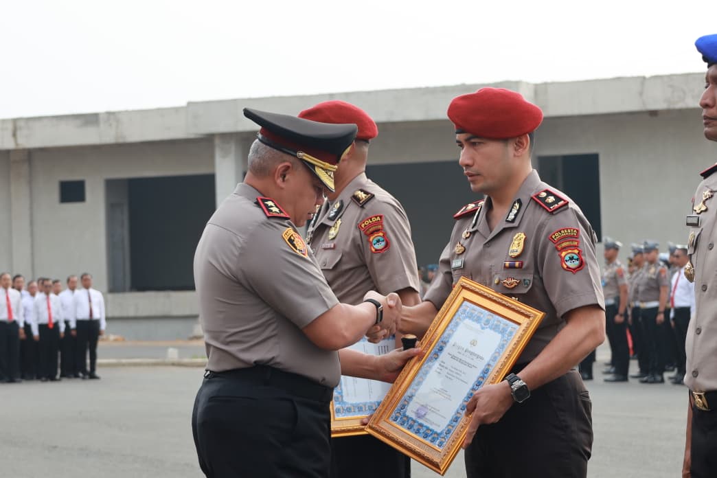 Momentum Hari Sumpah Pemuda ke-98, Polda Kalsel Apresiasi Personel Berprestasi