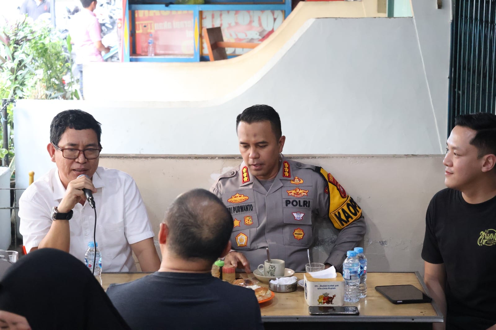 Ngopi Bareng Warga, Kapolresta Pontianak Buka Ruang Curhat Kamtibmas