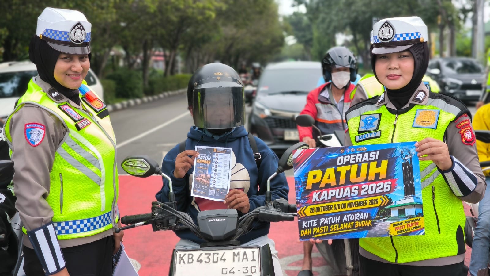 Hari ke -2 Operasi Patuh Kapuas 2026, Polresta Pontianak Berikan 35 Teguran dan 6 Tilang