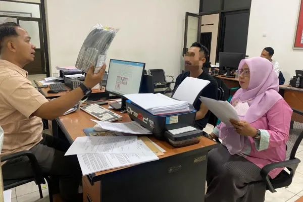 Polisi Sita Ribuan Butir Obat Berbahaya di Banyumas