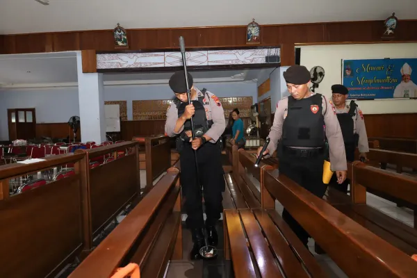 Polisi Jaga Ketat 23 Gereja yang Gelar Misa Paskah di Sukoharjo