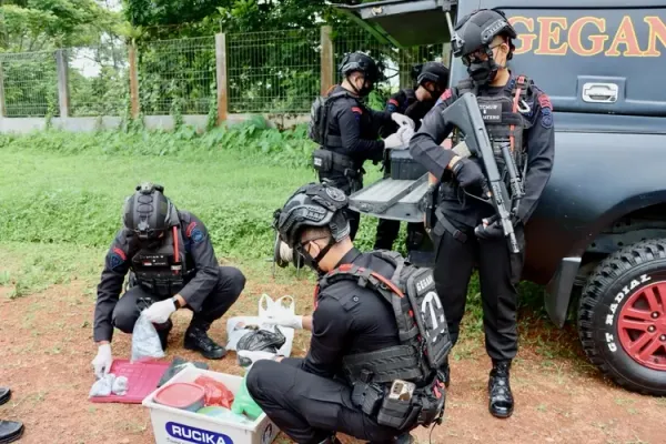 Tim Gabungan Musnahkan 3,3 Kg Serbuk Petasan Hasil Sitaan di Wonosobo