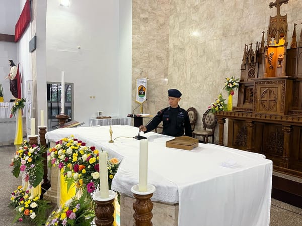 Pastikan Ibadah Paskah Berjalan Aman, Brimob Kalteng Sterilisasi Sejumlah Gereja