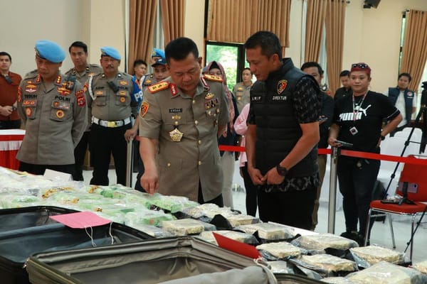 Operasi Narkoba di Kaltim: Delapan Orang Ditangkap di Dua Kota Besar