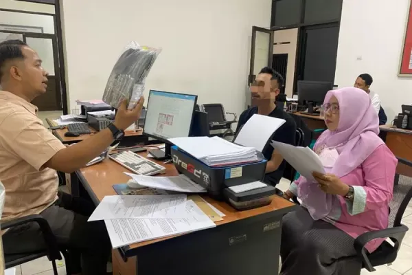Dua Pengedar Obat Terlarang Diamankan Polisi di Banyumas, Ribuan Butir Disita