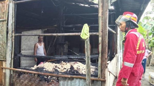 ​Kebakaran Rumah Lansia di Adipala, Api Diduga Berasal dari Obat Nyamuk Bakar​