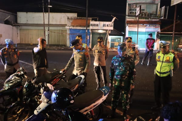 Polres Purworejo Bersama Kodim 0708 Lakukan Operasi Gabungan untuk Jaga Kondusivitas