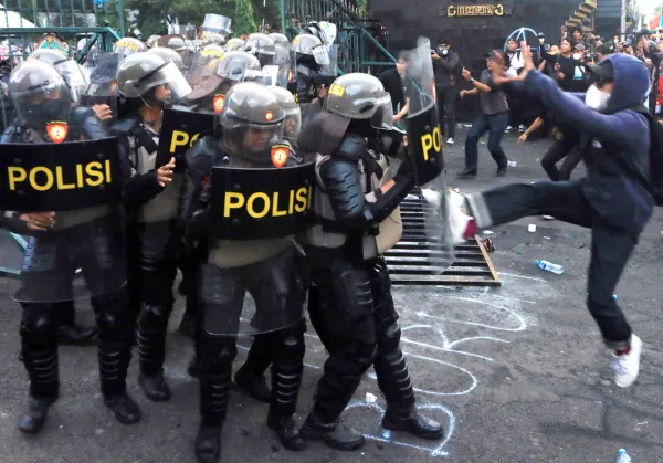 Aksi Anarkis di Semarang Saat May Day Tuai Kecaman, Desakan untuk Polri Meningkat