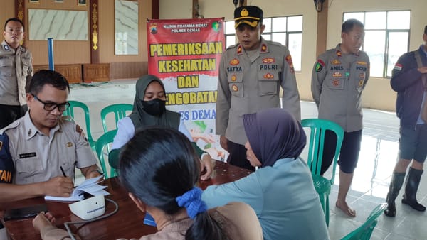 Polres Demak Gelar Baksos dan Bansos untuk Warga Terdampak Banjir