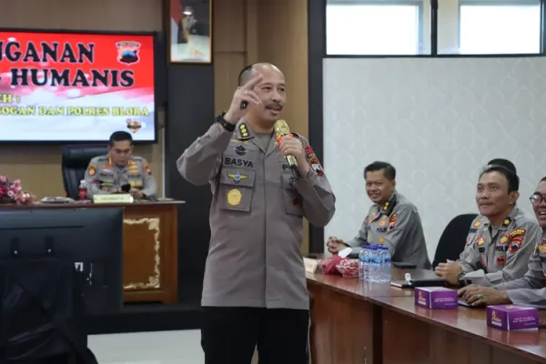 Polres Jepara Latih Anggota Terapkan Pengamanan Modern untuk Aksi Unjuk Rasa