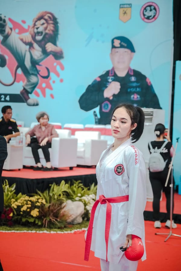Bripda Jessica, Polwan Polda Riau, Raih Emas di Kejuaraan Karate Internasional di Malaysia