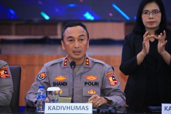 Polri Berantas Ribuan Kasus Premanisme, Irjen Sandi: Demi Keamanan dan Investasi