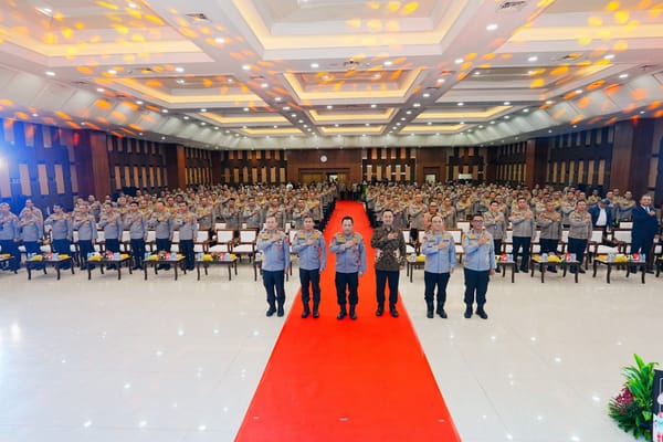Tutup Rakernis SSDM dan Slog, Kapolri Tegaskan Komitmen Dukung Kebijakan Nasional