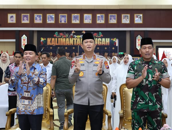 Sinergi Kian Solid, Kapolda Kalteng Dampingi Gubernur dalam Acara Silaturahmi Calon Jemaah Haji