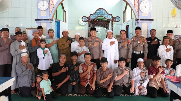 Kapolres Barsel Gelar Jumat Curhat di Masjid Al-Ikhlas: Dengarkan Aspirasi Jemaah dan Pengurus