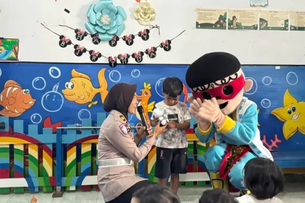 Tingkatkan Kesadaran, Sat Lantas Banyumas Edukasi Anak soal Tertib Lalu Lintas