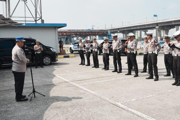 Jaga Kelancaran Arus, Kakorlantas Pantau Lalu Lintas Tol Trans Jawa