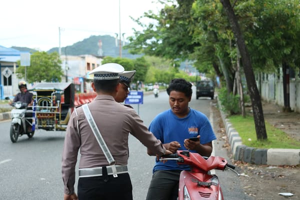 Keselamatan Diabaikan, Pengendara Tak Pakai Helm Disanksi