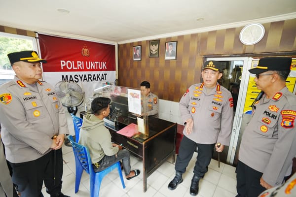 Kapolri Sidak Polsek Samarinda Kota: Berantas Premanisme, Tingkatkan Pelayanan Publik