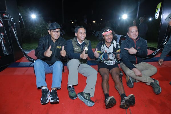 Kapolda NTB Resmi Lepas Peserta Rinjani 100 Kategori 36 KM di Sembalun