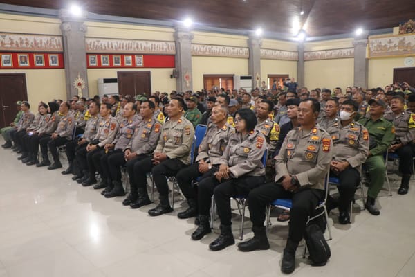Polda Bali Hidupkan Lagi Siskamling untuk Wujudkan Lingkungan Aman dan Kondusif