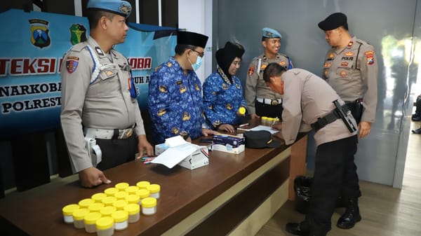 Bukan Sekadar Seremoni: Tes Urine Warnai Upacara Kebangkitan Nasional Polresta Malang Kota