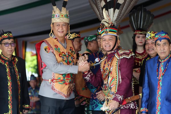 Kapolda Kalteng Tegaskan Sinergi Bhabinkamtibmas dalam Apel Bersama Perangkat Desa