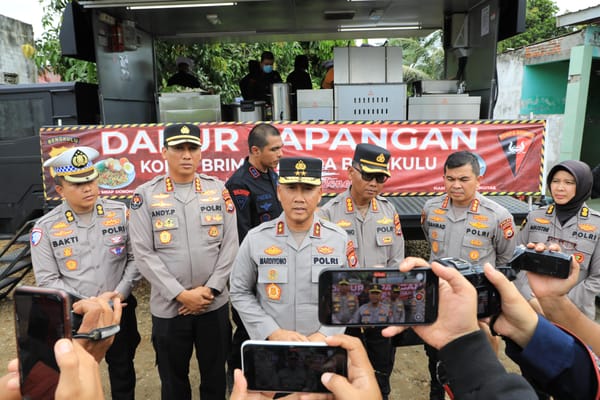 Peduli Korban Gempa, Kapolda Bengkulu Dirikan Tenda Pengungsi dan Buka Layanan Psikologis