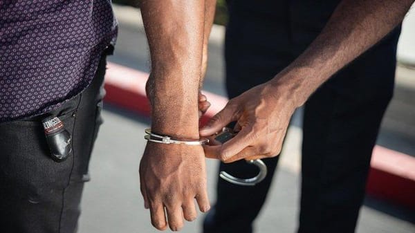 Modus Wartawan Gadungan, Empat Pelaku Ditangkap Usai Peras Korban Ratusan Juta