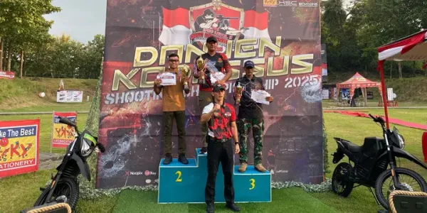 Brimob Polda Jateng Raih Juara 1 Lomba Sniper 600 Meter di Danjen Kopassus Cup 2025