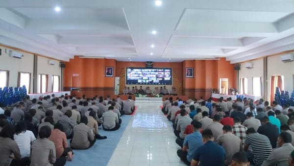 Polres Klaten Gelar Doa Bersama untuk Mohon Keselamatan dan Perkuat Iman Personel