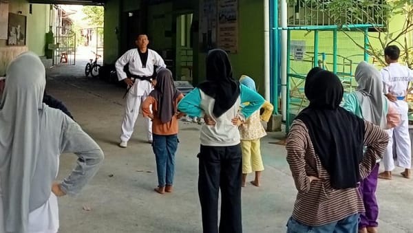 Ipda Nasikun, Perwira Asal Kudus yang Latih Taekwondo di Pondok Pesantren