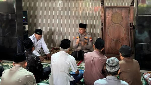 Safari Jumat di Kutasari: Kapolres Purbalingga Serukan Peran Aktif Warga Lawan Premanisme